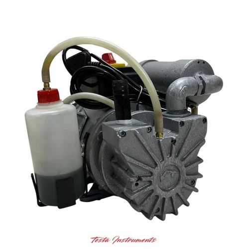 How the 300 LPM Vacuum Pump Solves Modern Dairys Biggest Milking Challenges