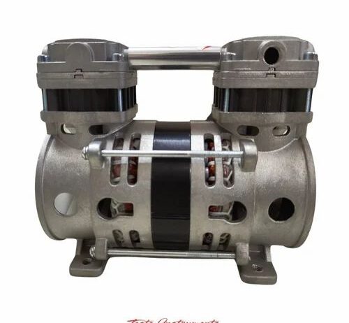 Why a 30 LPM Piston Type Vacuum Pump Is Often the Best Choice for Lab Filtration and Degassing